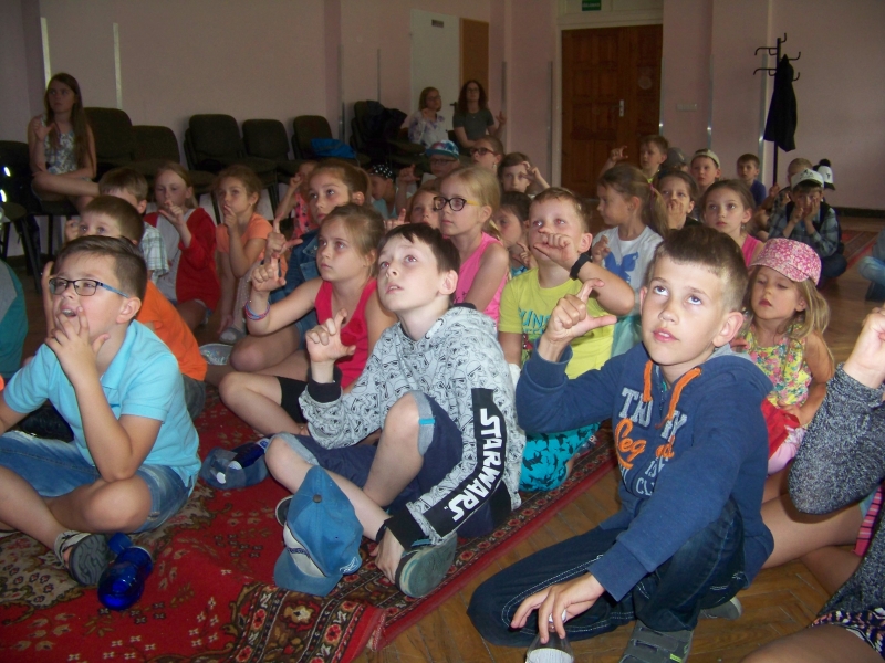 Anglų kalbos studijos vasaros stovyklos vaikų viešnagė LKNUC
